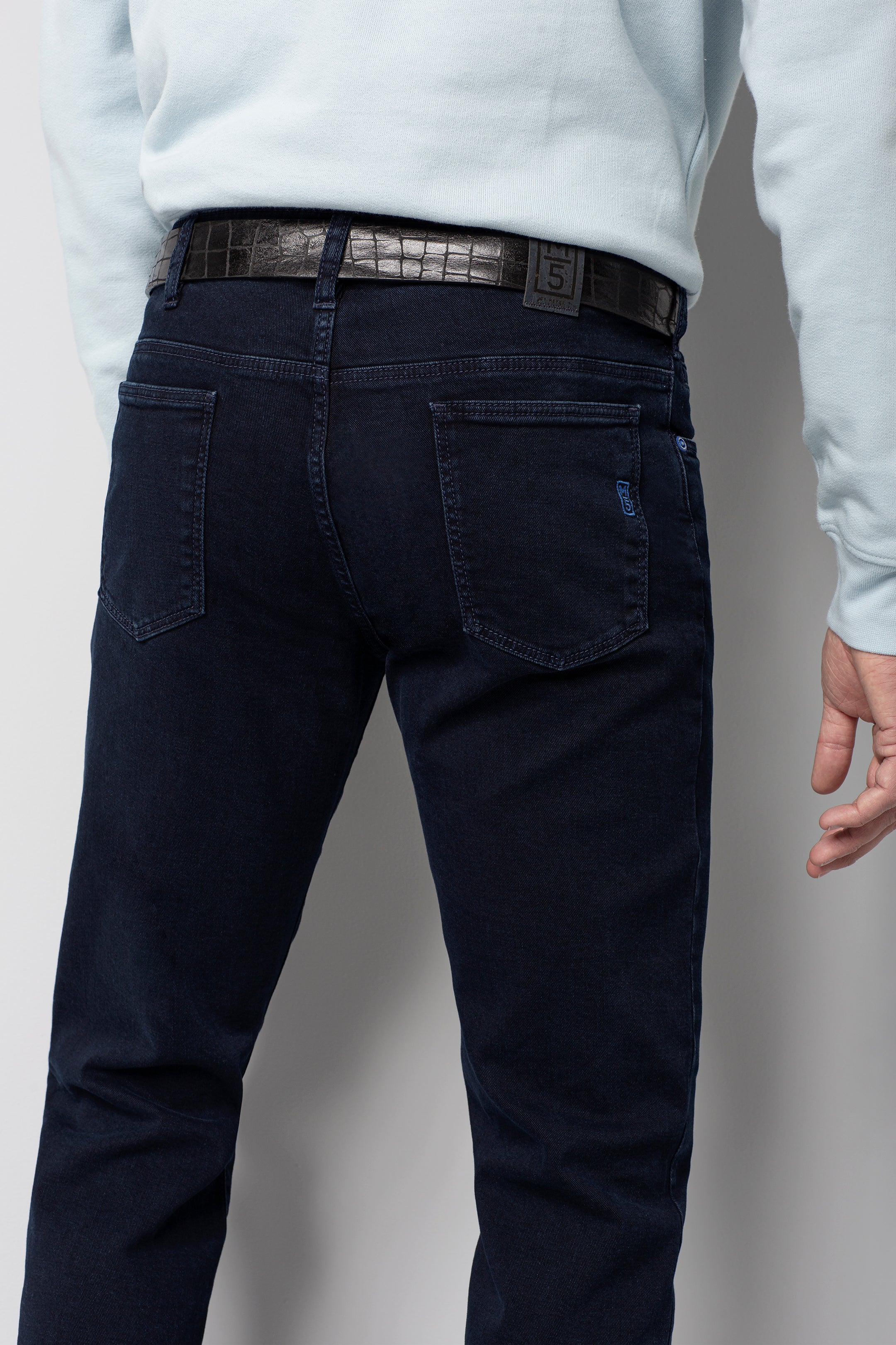 REGULAR 9-6258 PERFORMANCE DENIM