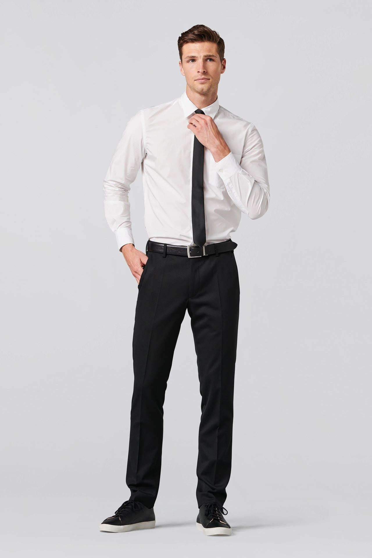 Roma 9-303 CHINOS MADE FROM VIRGIN WOOL TWILL