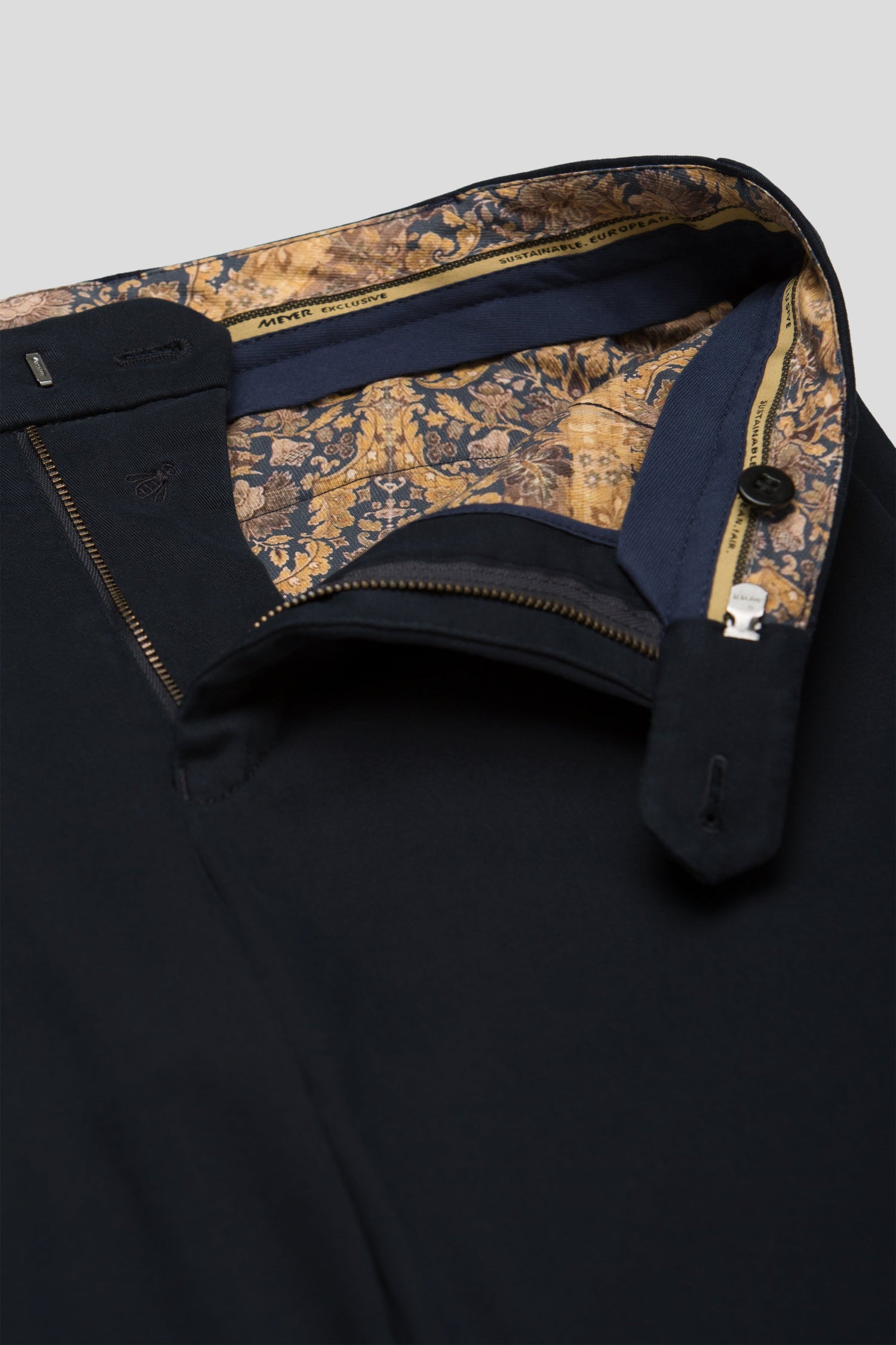 Bonn 2-8609 DELUXE CO ∙ CASHMERE