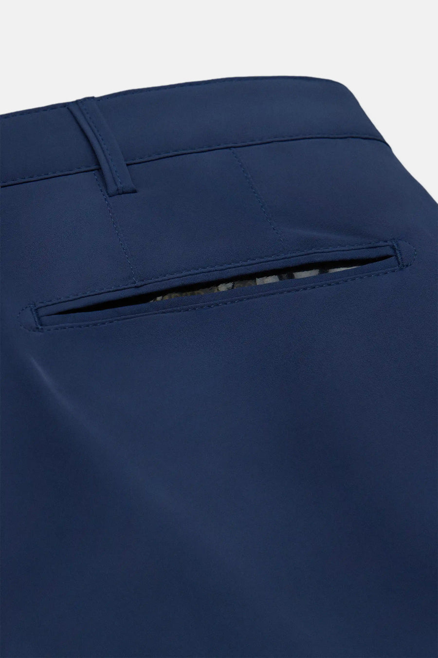 B-St. Andrews 1-8070 GOLF • SHORT